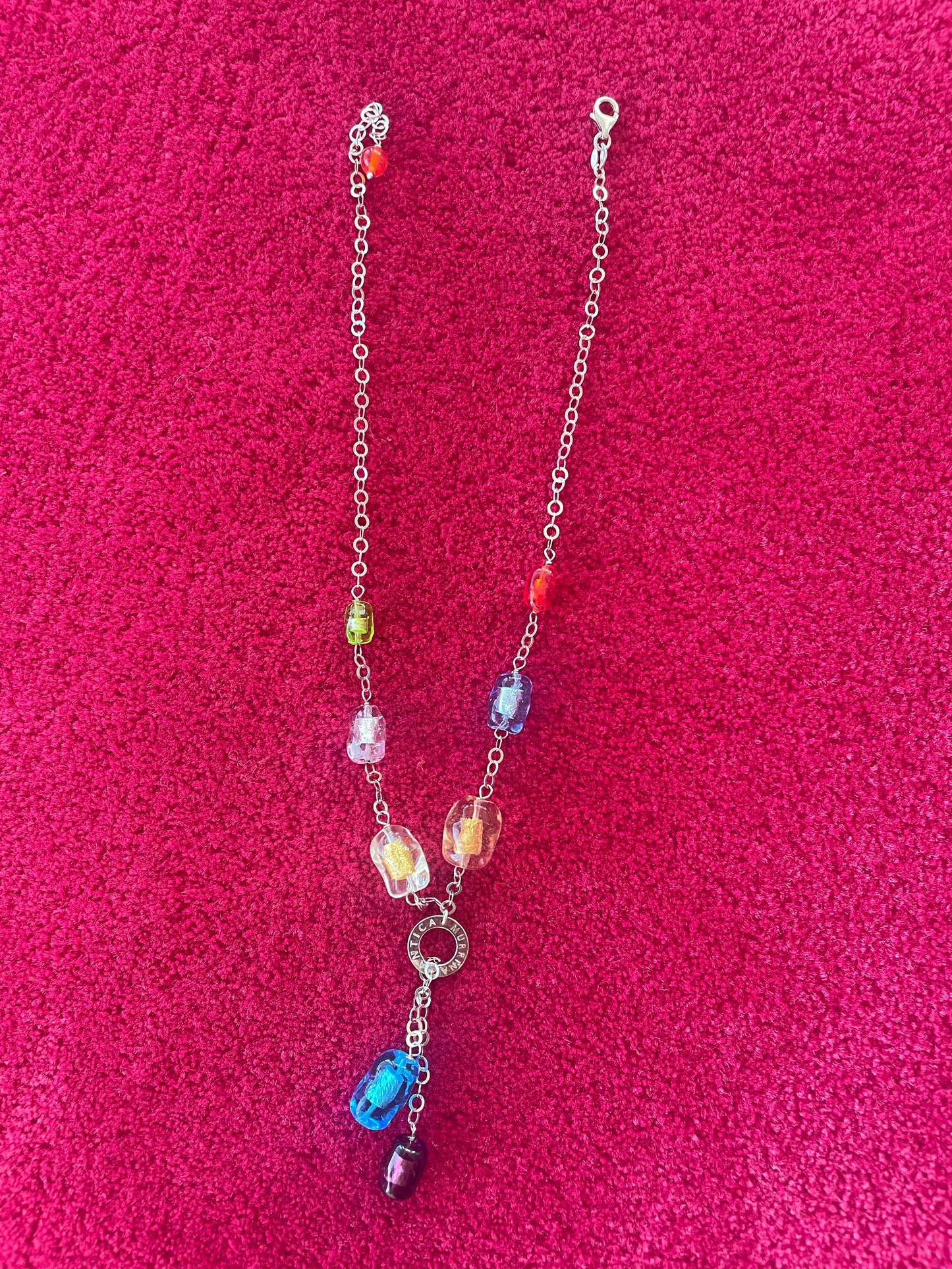 Collier Chaîne avec Perles Colorées et Pendentif