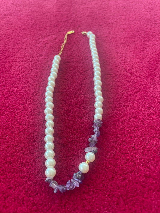 Collier en Faux Perles et Pierres Violettes