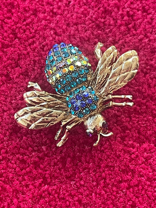 Broche Abeille aux Multicristaux